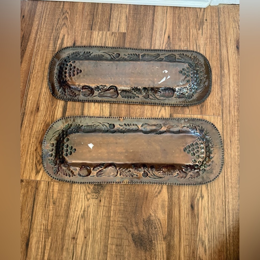 VINTAGE HAMMERED COPPER FRUIT TRAYS 2 (Made IN INDIA) - Picture 8 of 9